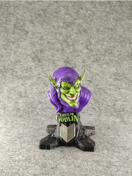 Ultimate Green Goblin Figürü 15 cm - Marvel
